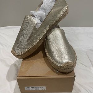 Soludos Leather Platform Smoking Slippers platinum 10M NIB